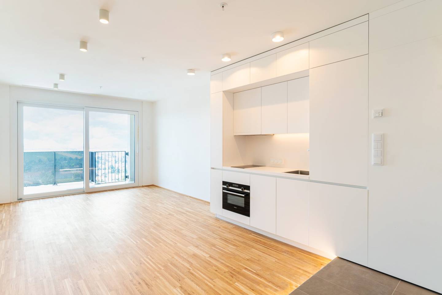 Modernes Serviced Apartment im TABA Tower Oberlaa mit südseitigem Balkon! Attraktive Investmentmöglichkeit im aufstrebenden Stadtentwicklungsgebiet Oberlaa!