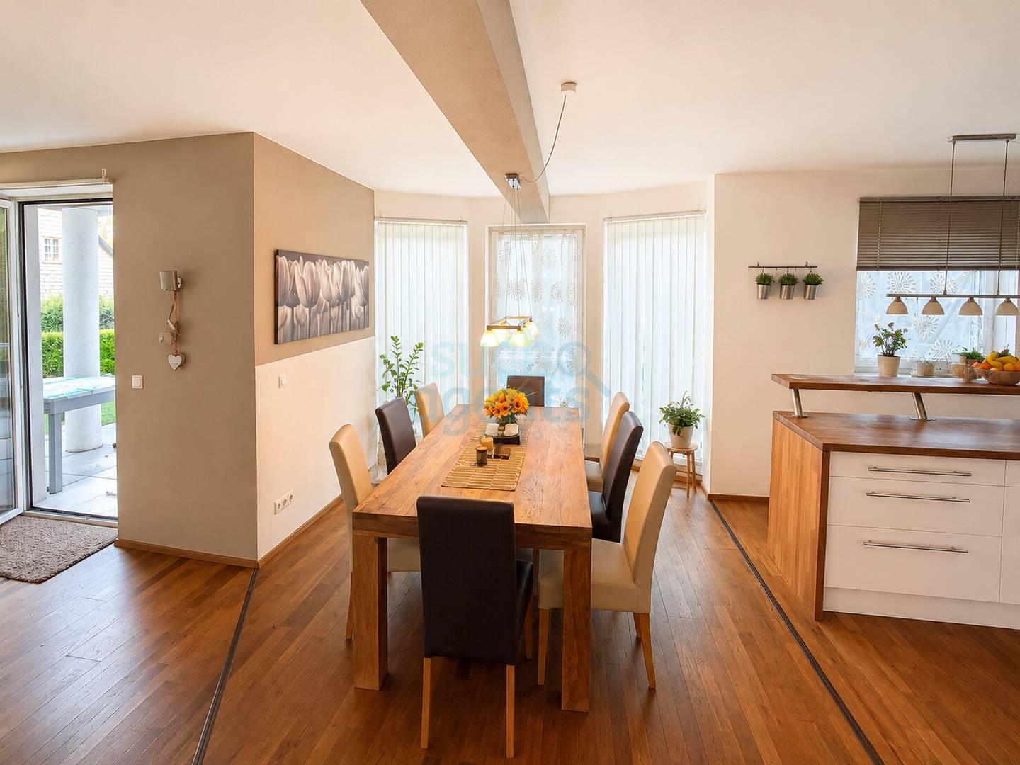 Family apartment with pool and Traunstein view