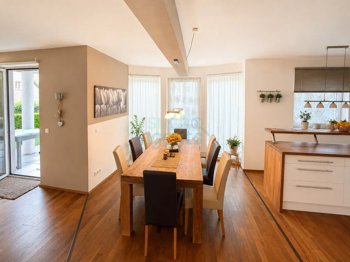 Family apartment with pool and Traunstein view