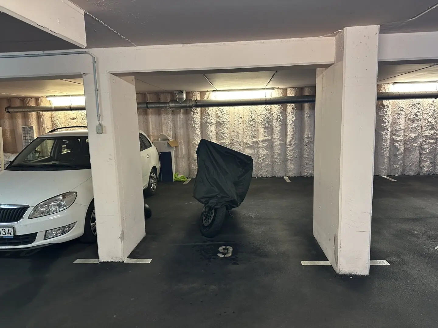 GARAGE PROVISIONSFREI ZU VERMIETEN 99 € Brutto