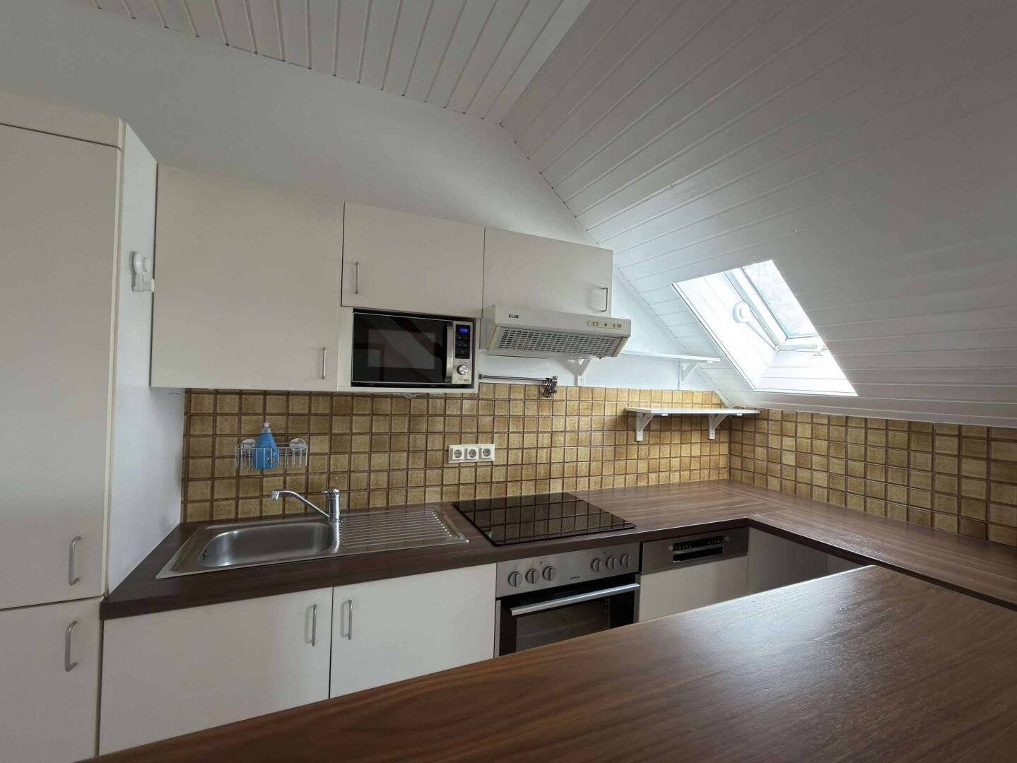 Charming attic apartment in Maxglan