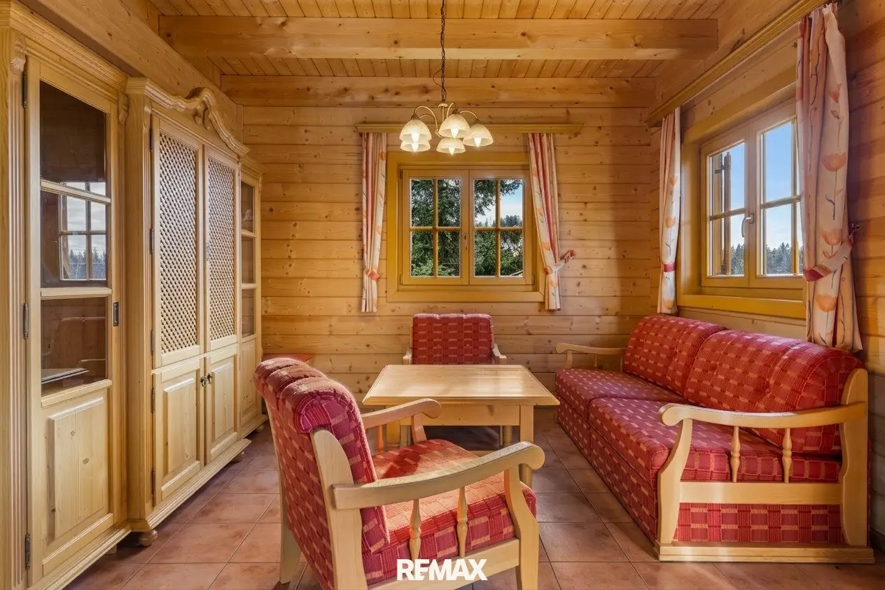 Rustikales Chalet mit Bergpanorama, Sauna und Ausbaupotenzial auf der Koralpe
