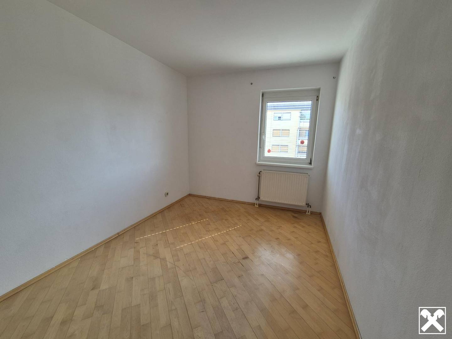 Lichtdurchflutete Wohnung mit Loggia in zentraler Lage