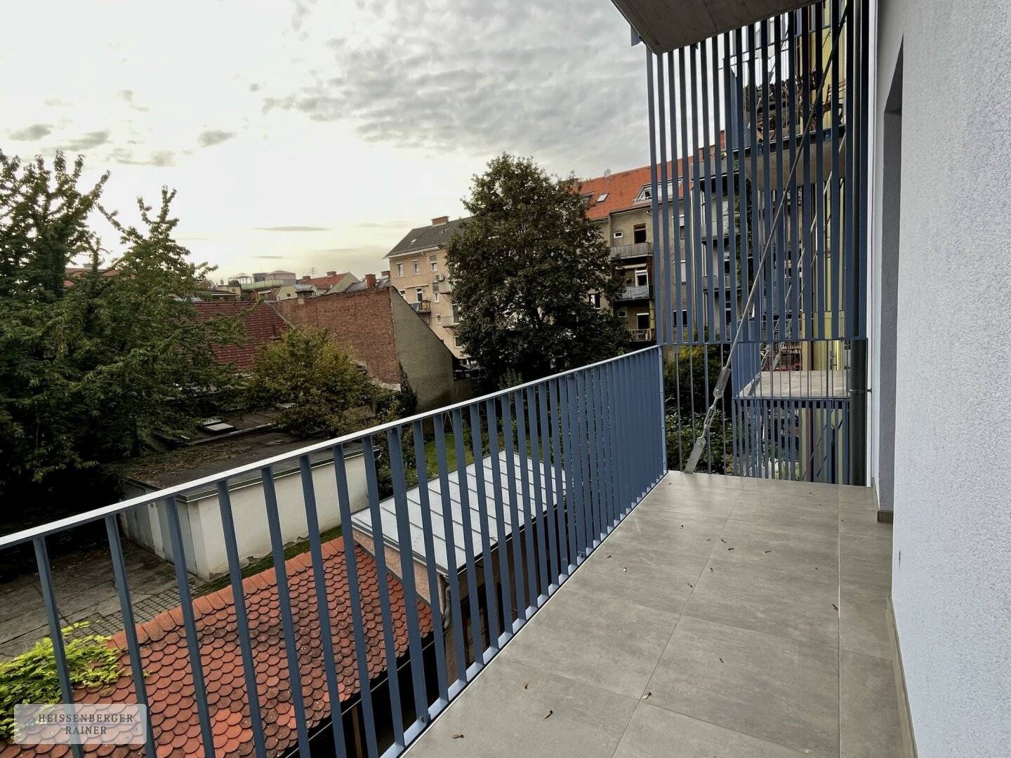 Near city center - Augarten | spacious 3-room apartment with west balcony