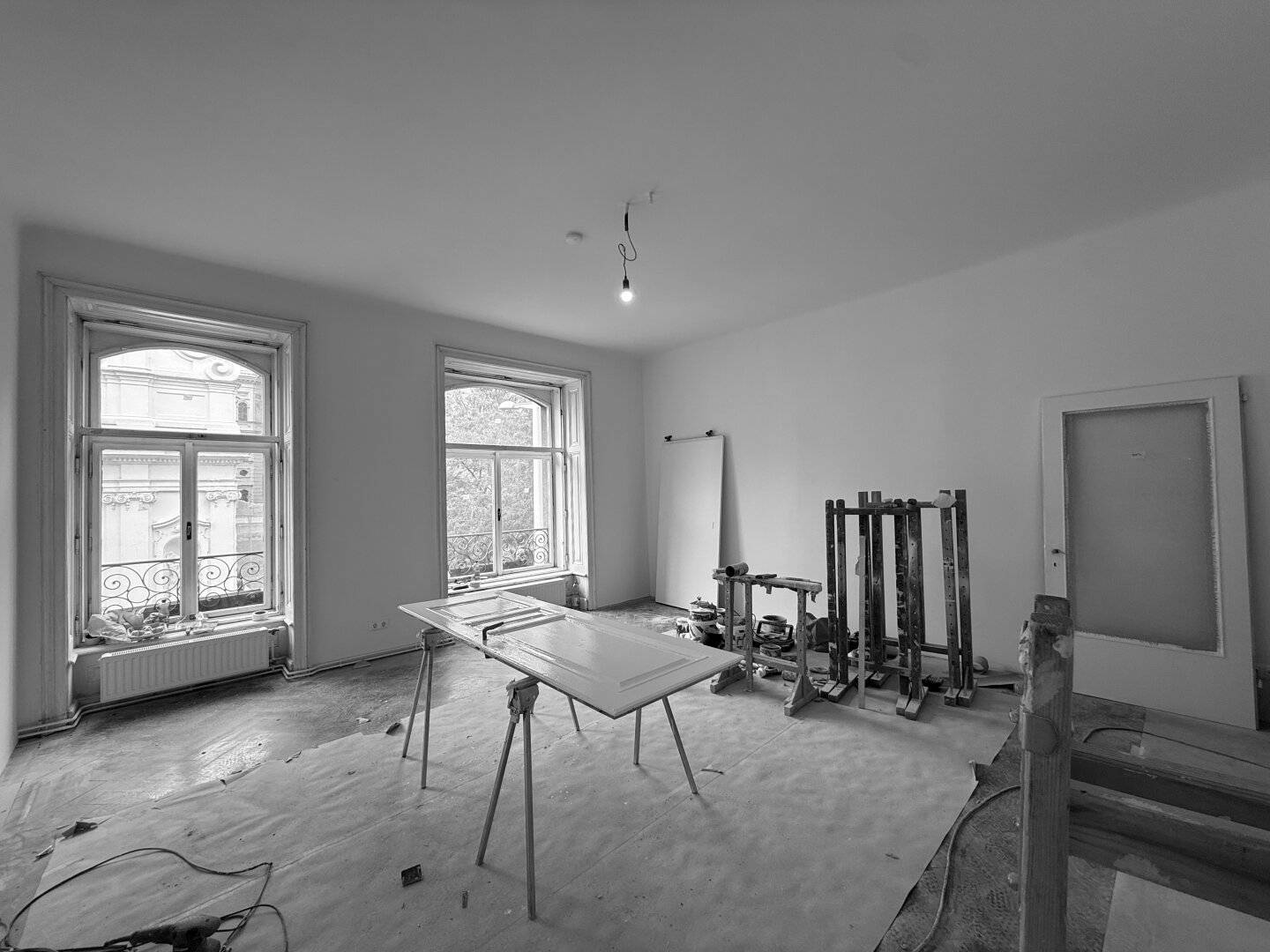 Very extraordinary period apartment on Mariahilfer Straße