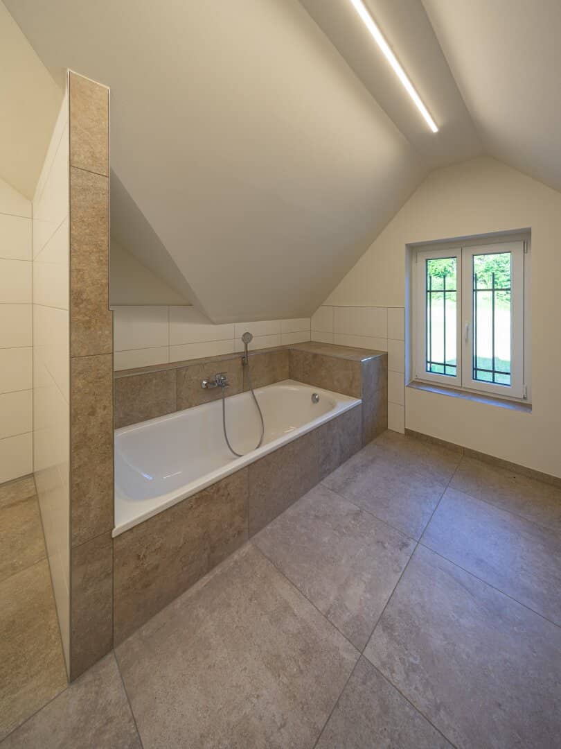 Klimatisierte 3-Zimmer Dachgeschoßwohnung mit Terrasse