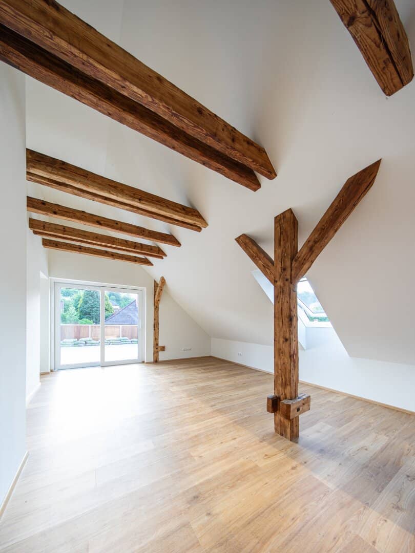 Klimatisierte 3-Zimmer Dachgeschoßwohnung mit Terrasse