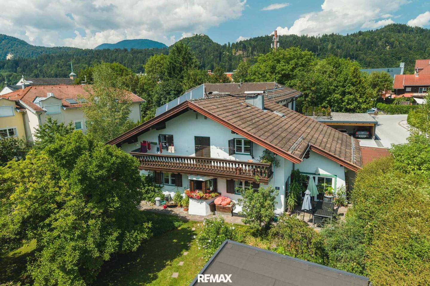 Haus mit historischem Charme trifft auf modernen Wohnkomfort!