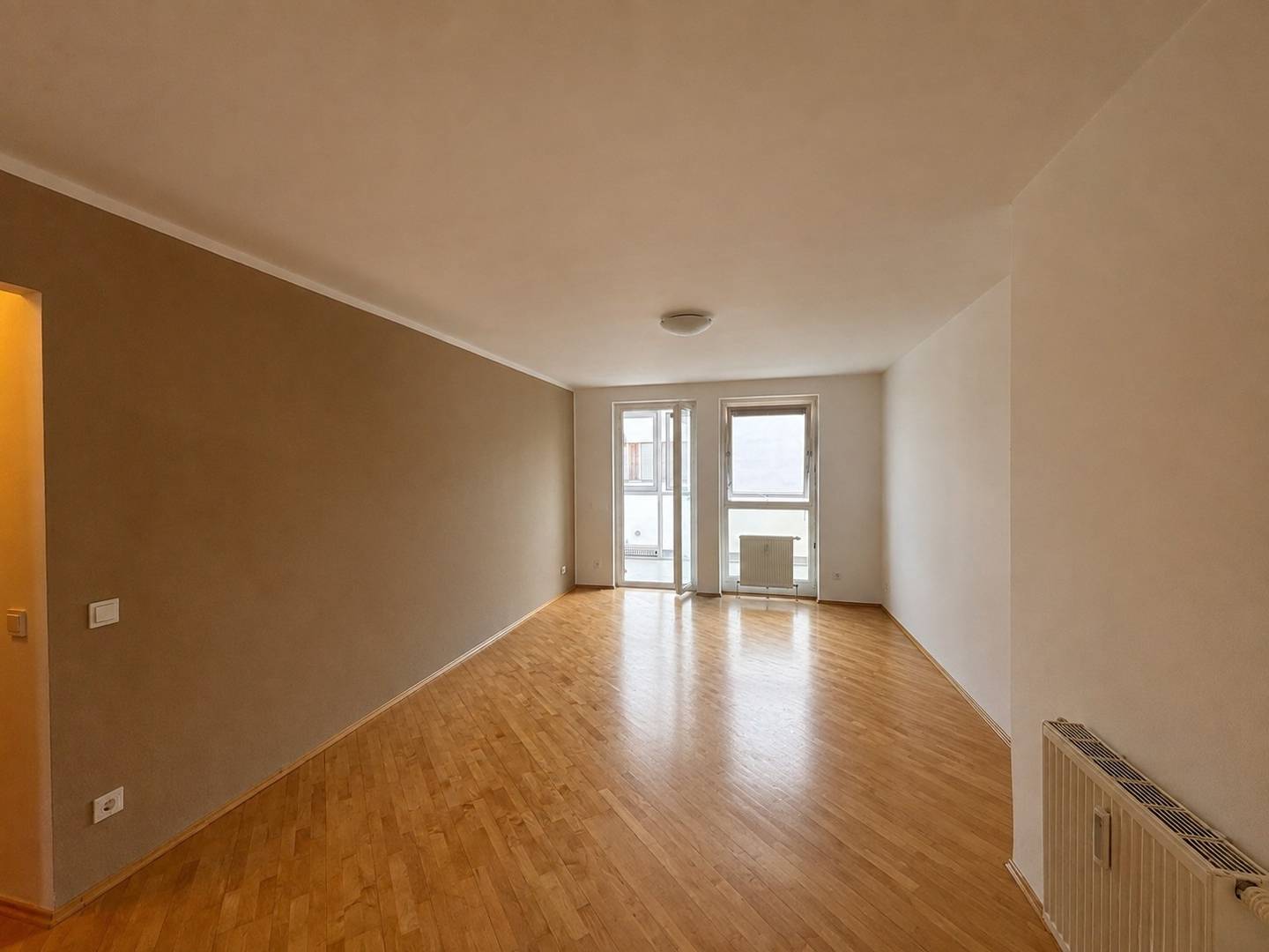 Apartment with veranda and communal garden