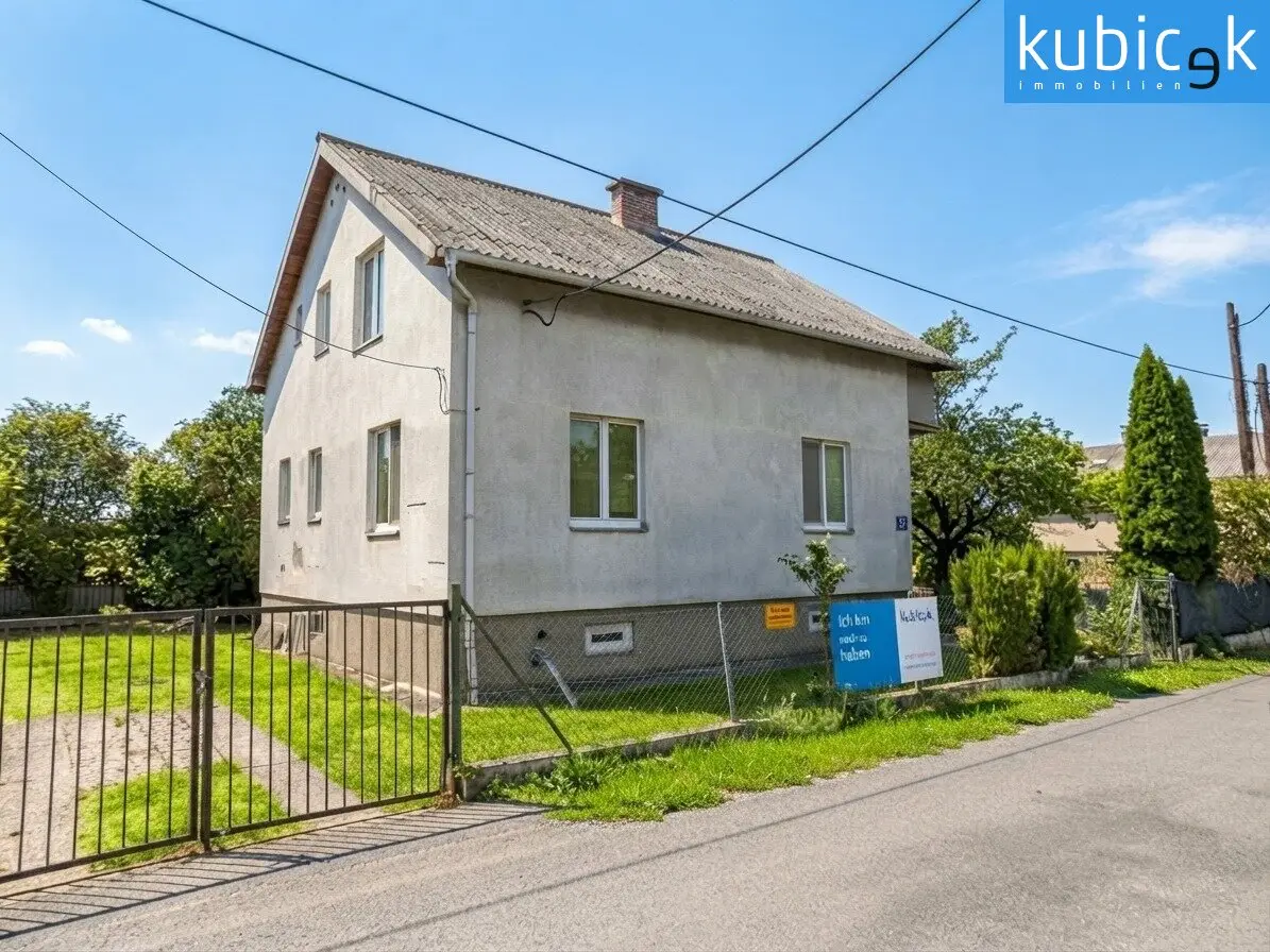 Rarity at the Mühlwasser with existing old building