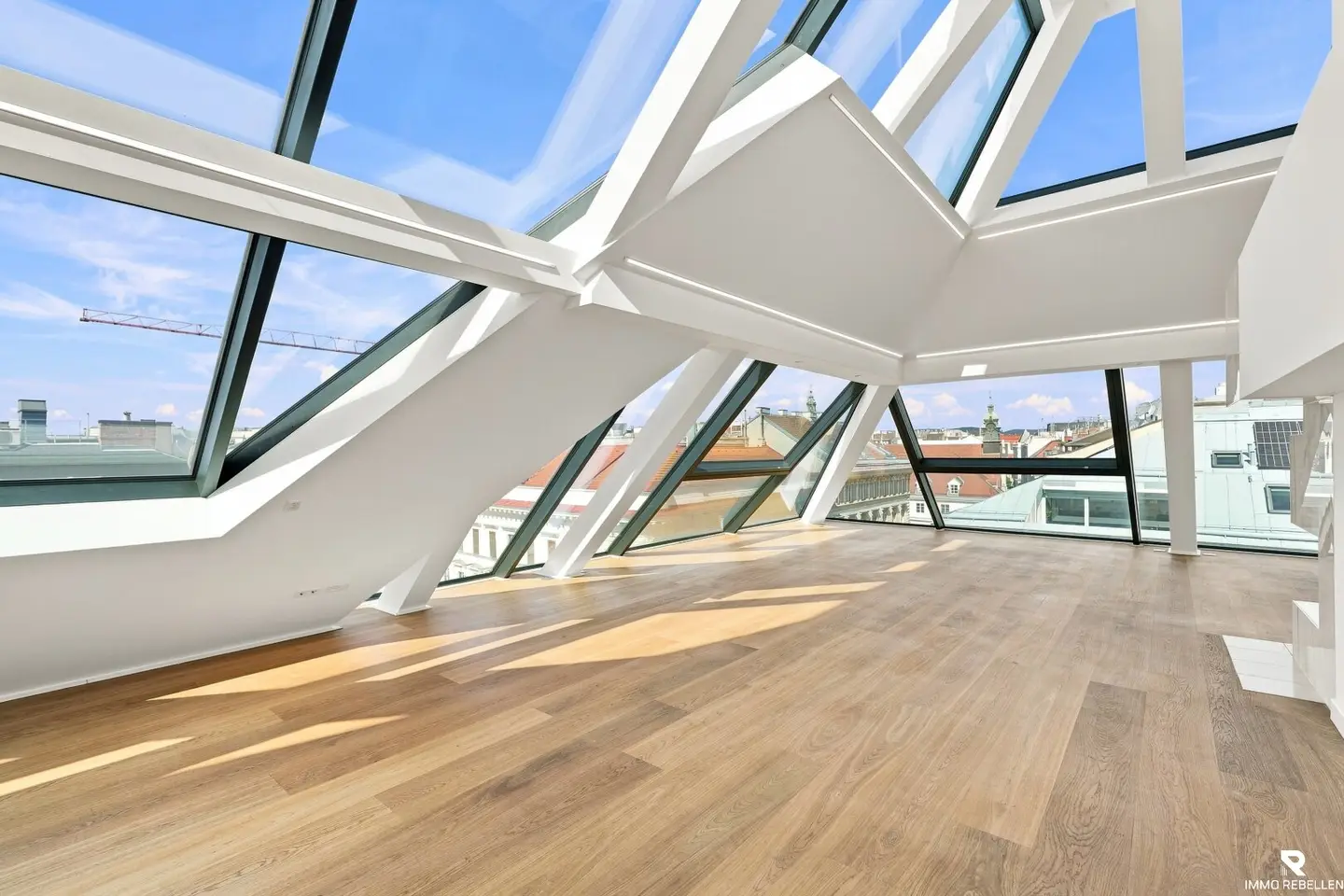 Your Private Residence Above Vienna – Luxus-Penthouse mit Rooftop-Pool & Privatlift in 1010 Wien