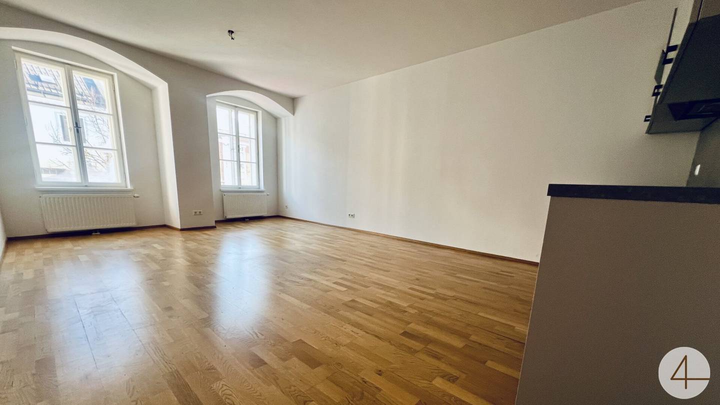 gut aufgeteilte &amp; helle Wohnung - Innenhof Ruhelage - Stellplatz verfügbar - Nahe Burg Neulengbach