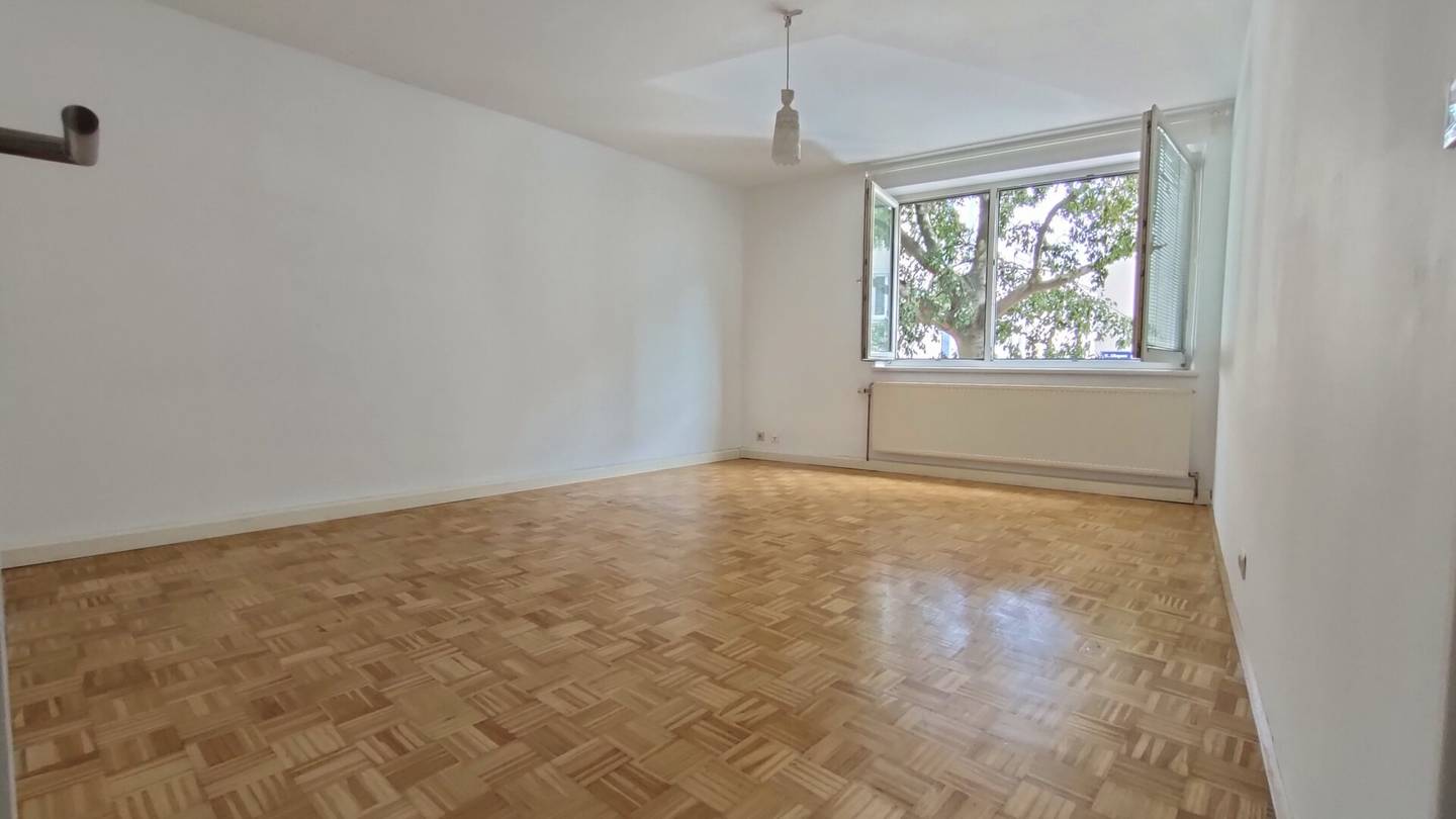 Nice 2-Room Rental Apartment in the Nibelungenviertel (U3/6) for Long Term Rent