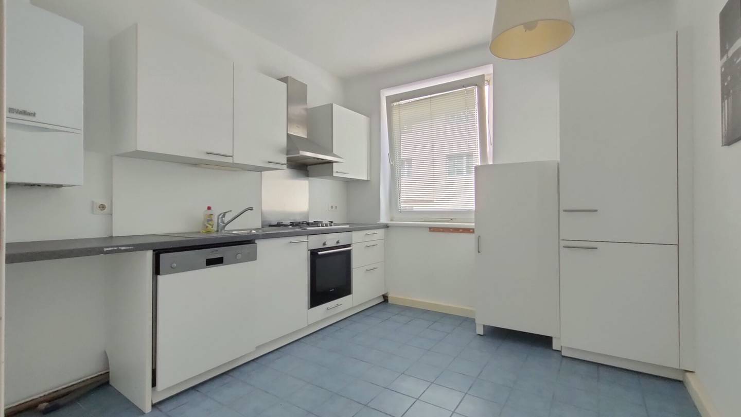 Nice 2-Room Rental Apartment in the Nibelungenviertel (U3/6) for Long Term Rent