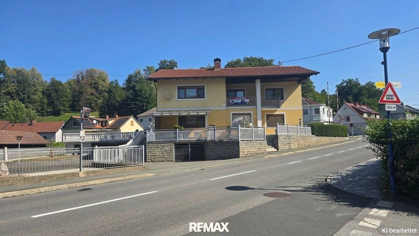 Vielseitiges Ein- oder Mehrfamilienhaus - großzügiges Raumangebot mit viel Potential in Wies