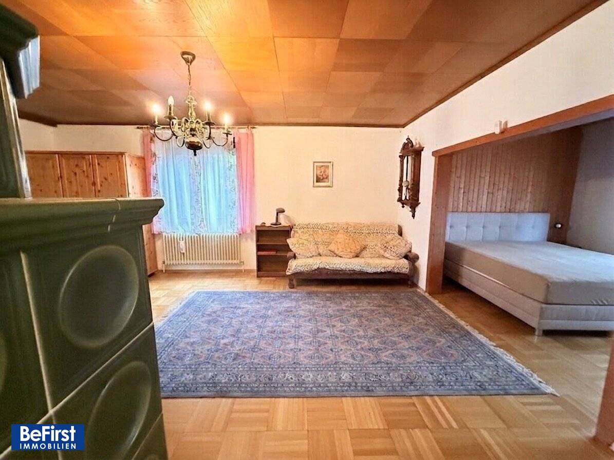 Einfamilienhaus (sanierungsbedürftig) mit prachtvollem Garten, Pool und Bebauungsmöglichkeit – perfekt für Familien mit Gestaltungswunsch
