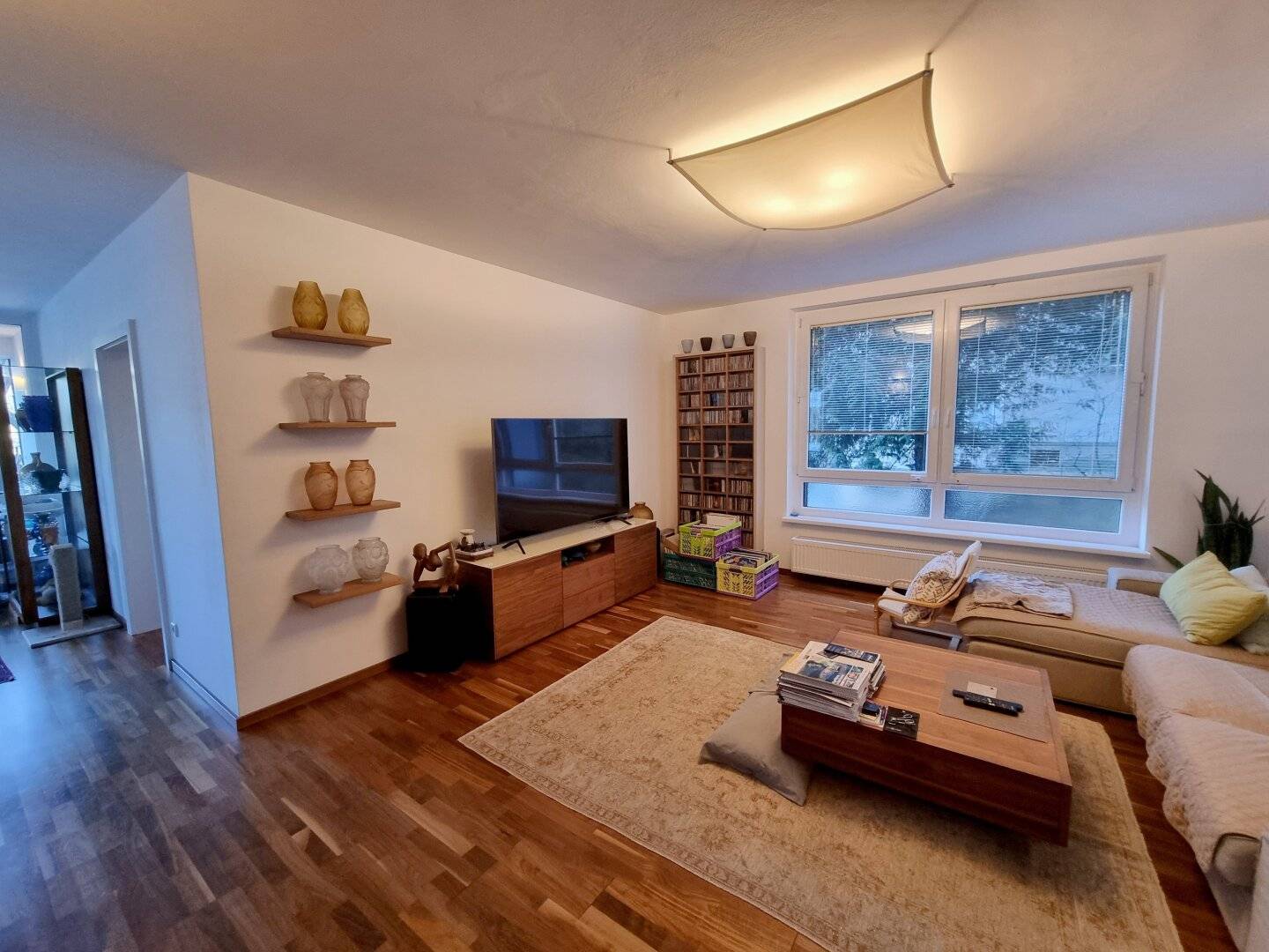 Exclusive 4-room terrace apartment with wellness area, pool &amp; parking space in prime green location in Mödling