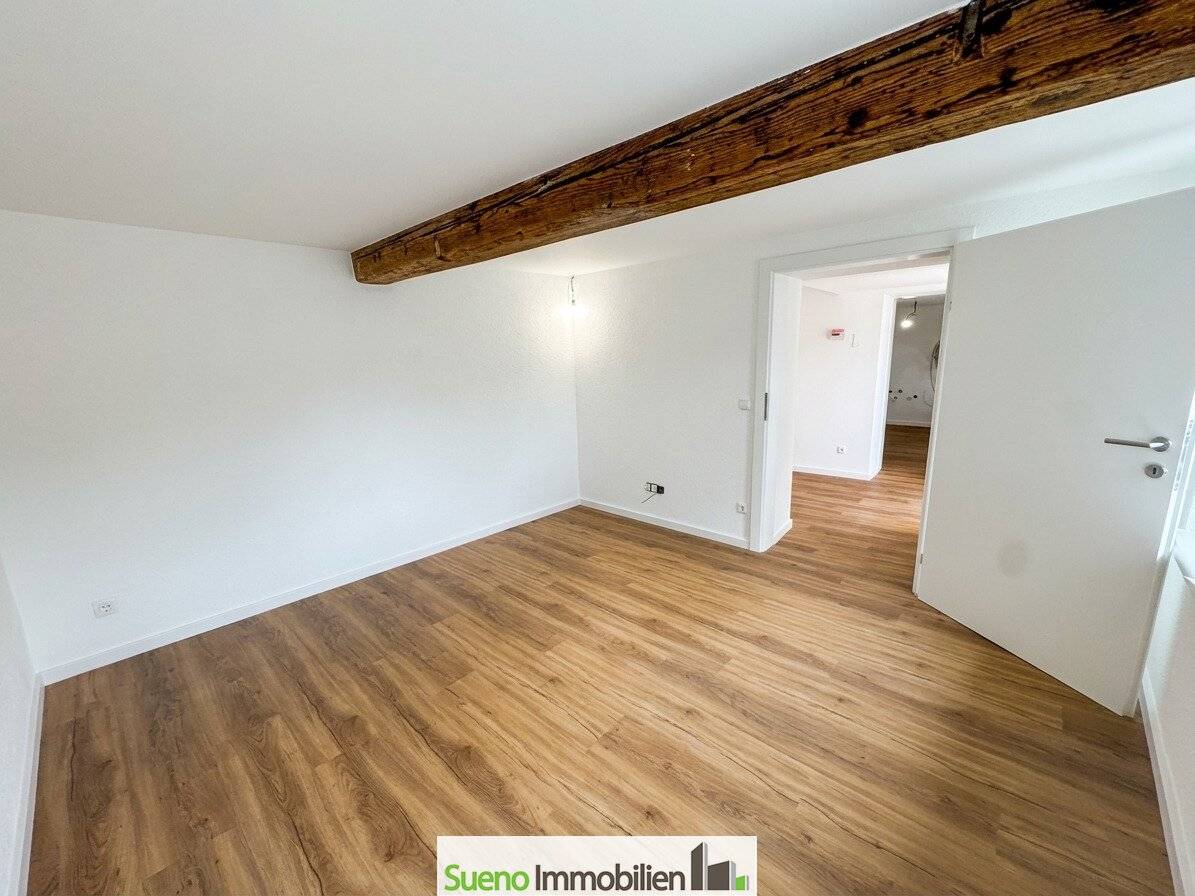 Wohnen im Erdgeschoss – Eigentumswohnung mit besonderem Ambiente