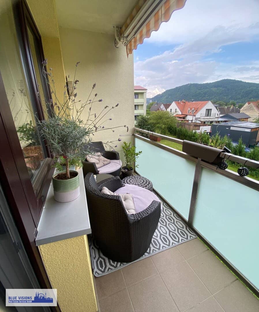 Moderne 2-Zi-Wohnung mit Loggia &amp; Parkplatz in Sautern