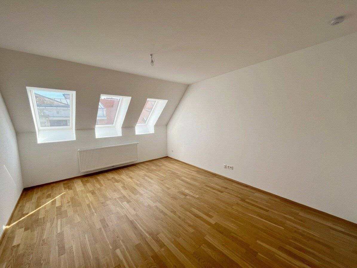 Moderne Terrassenwohnung, Dachgeschoßmaisonette! Unbefristet!