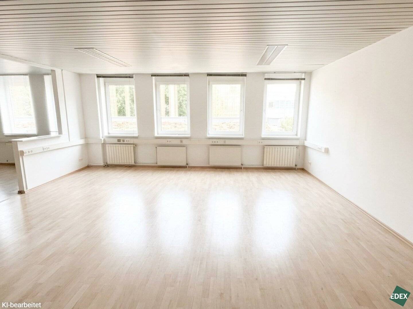 Attraktive Bürofläche mit viel Tageslicht und eigener Teeküche