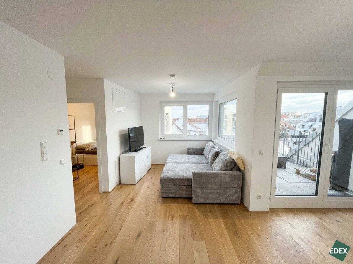 Lichtdurchflutete 2-Zimmer-Wohnung mit großer Terrasse | WOHNEN IN ST. GOTTHARD