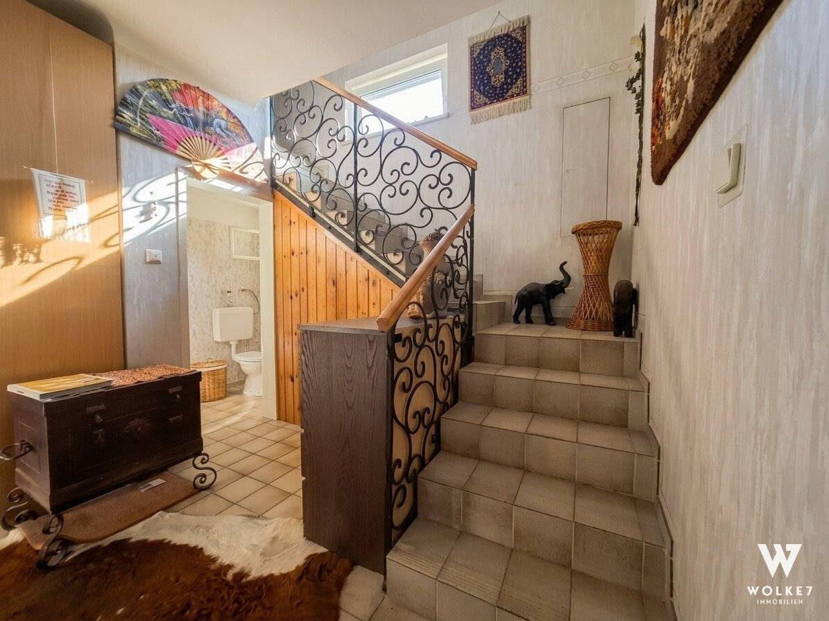 Großzügiges Haus mit viel Platz, zwei möglichen Wohneinheiten auf einem Eckgrundstück in ruhiger Lage in 1210 Wien - Großjedlersdorf
