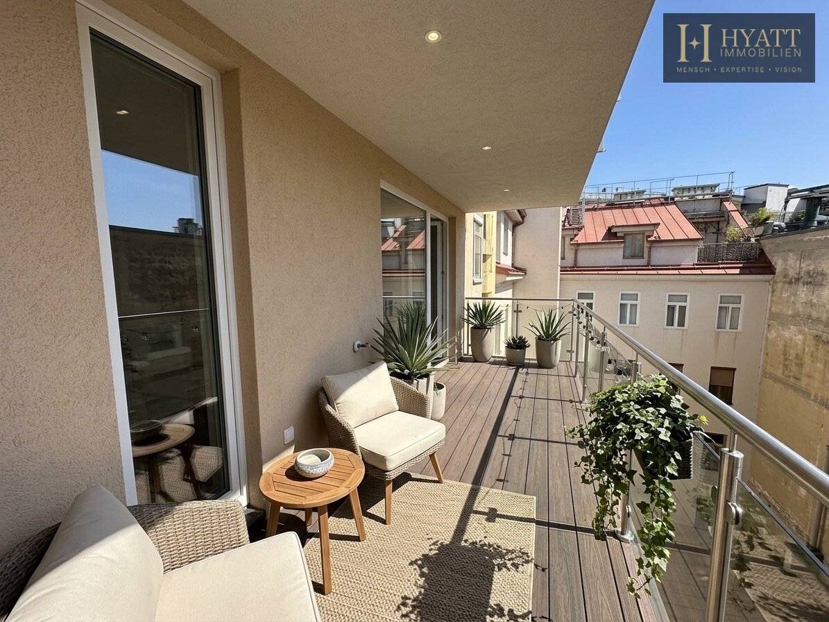 Elegante 4-Zimmer-Wohnung mit Balkon in gefragter Lage des 2. Bezirks
