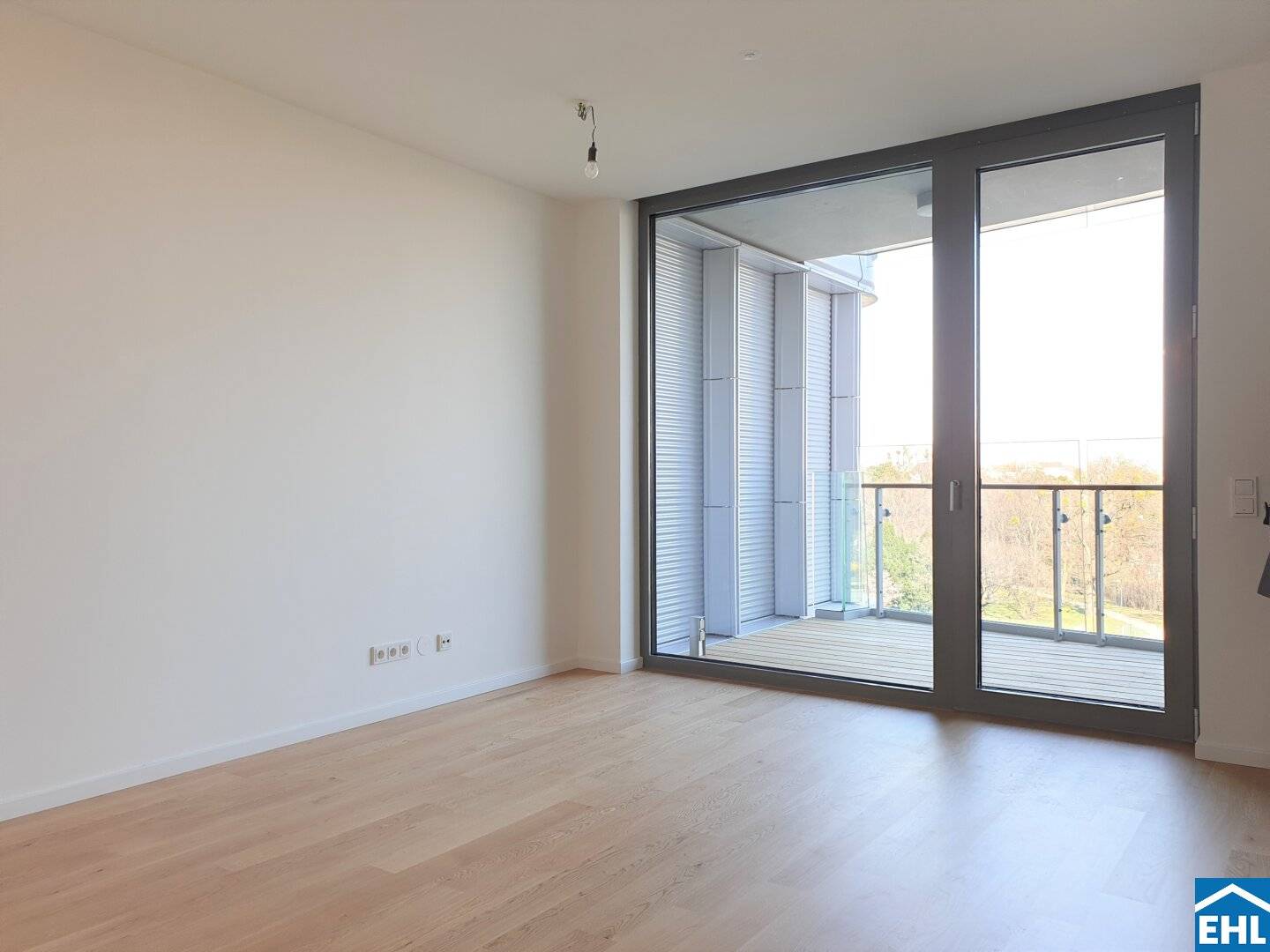 Park Apartments am Belvedere - Exclusive 2-room apartment with loggia and distant view