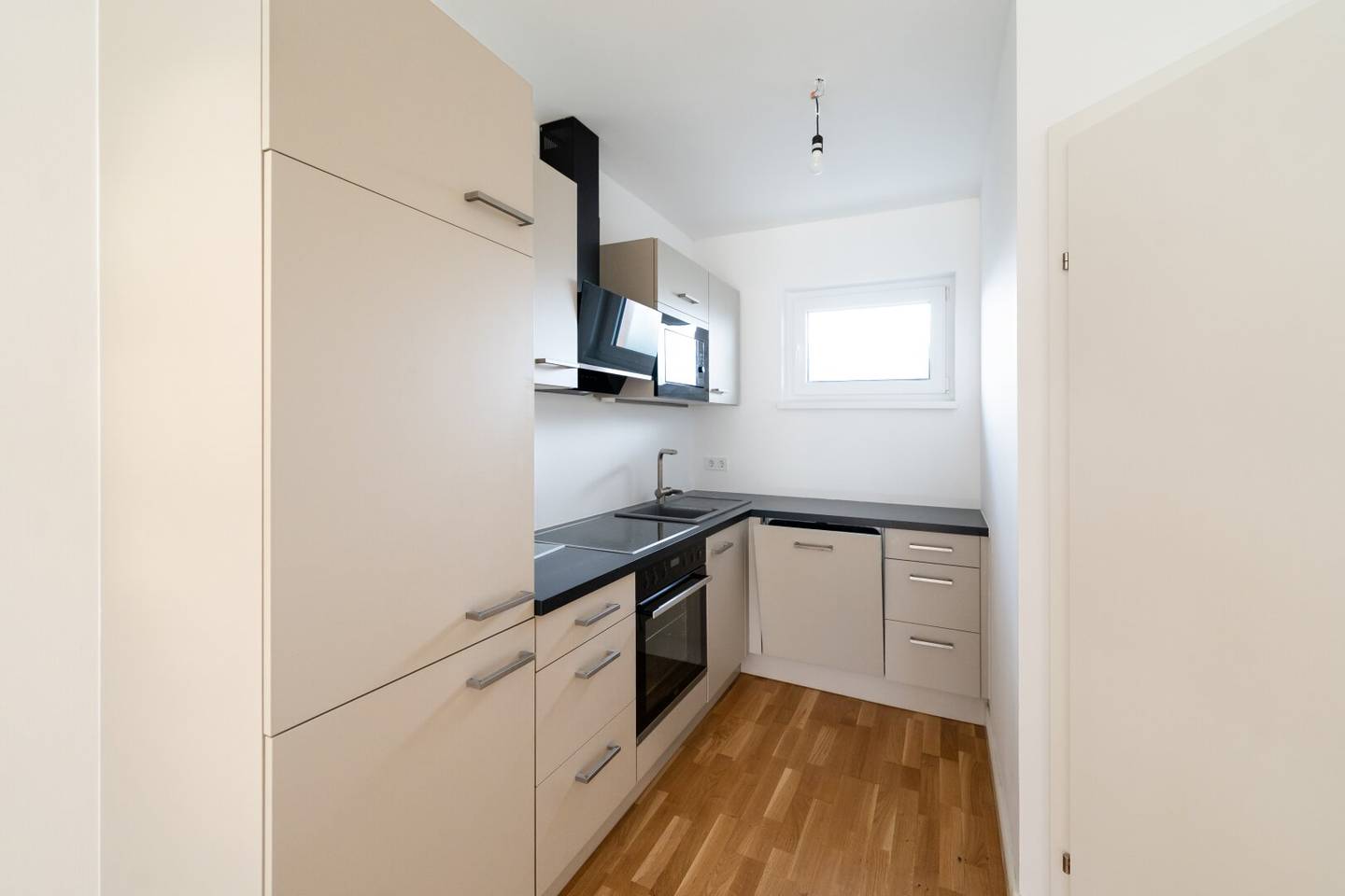 Charming 2-room apartment in Lieboch with garden, terrace &amp; parking space