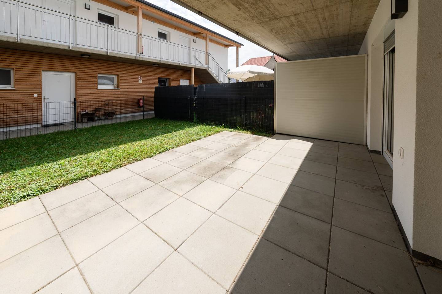 Charming 2-room apartment in Lieboch with garden, terrace &amp; parking space