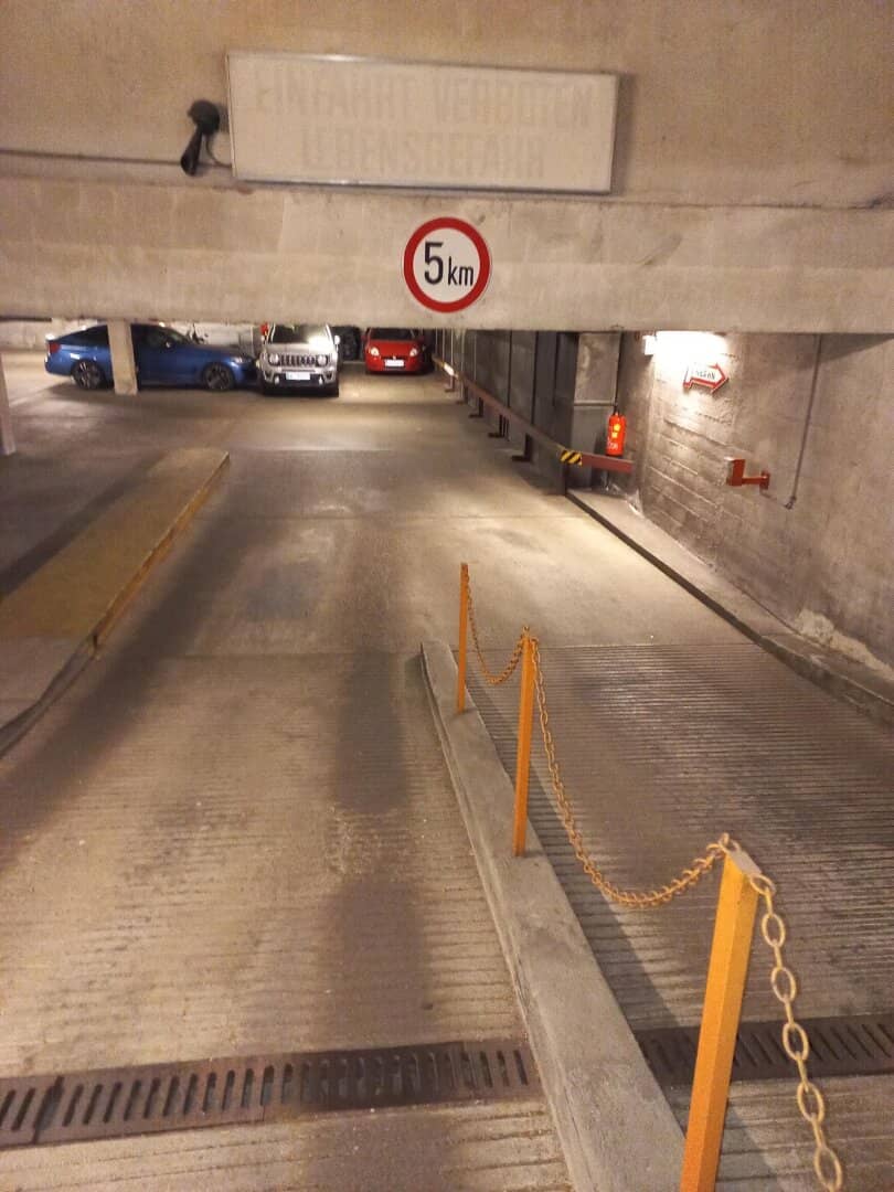 Marchfeldstraße 14 | Garagenplätze