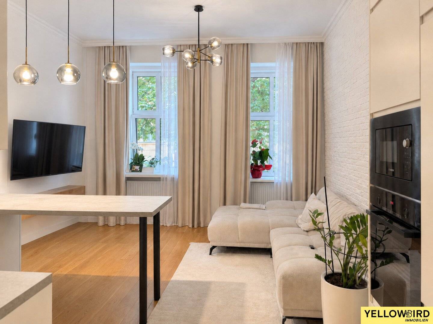 High-quality renovated 3-room period apartment I Central location I Near Rochusmarkt