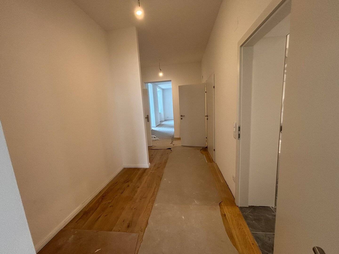 ELEGANCE MEETS MODERNITY - FIRST OCCUPANCY IN REVITALIZED PERIOD BUILDING - COMMISSION FREE