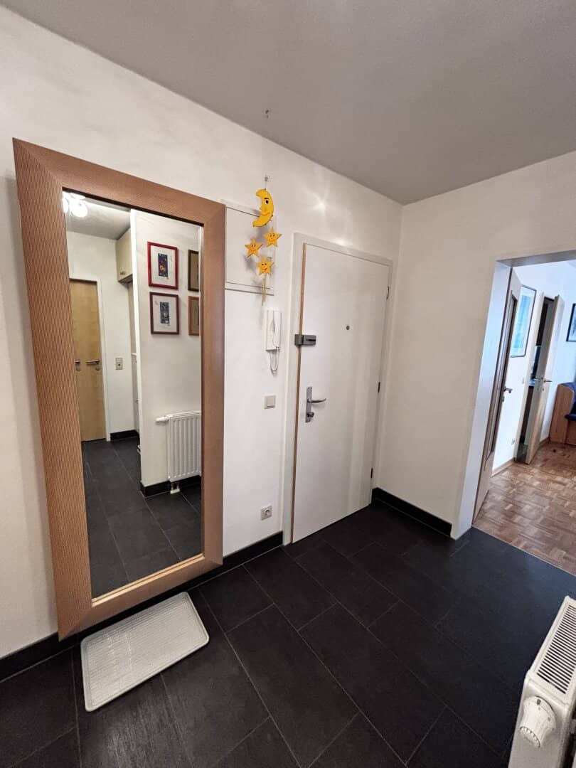Charming 3-room apartment with underground parking space in the heart of the 7th district