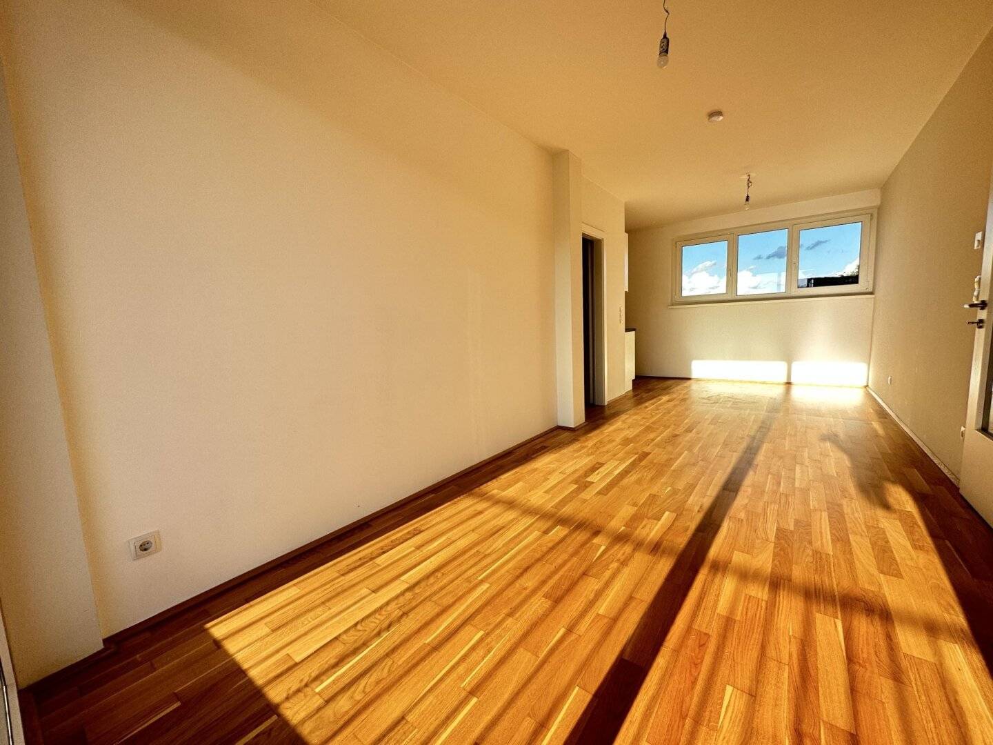 Perfekt aufgeteilte, sonnige 2-Zimmer-Wohnung mit Balkon und KFZ-Abstellplatz in einem modernen Neubau – Provisionsfrei