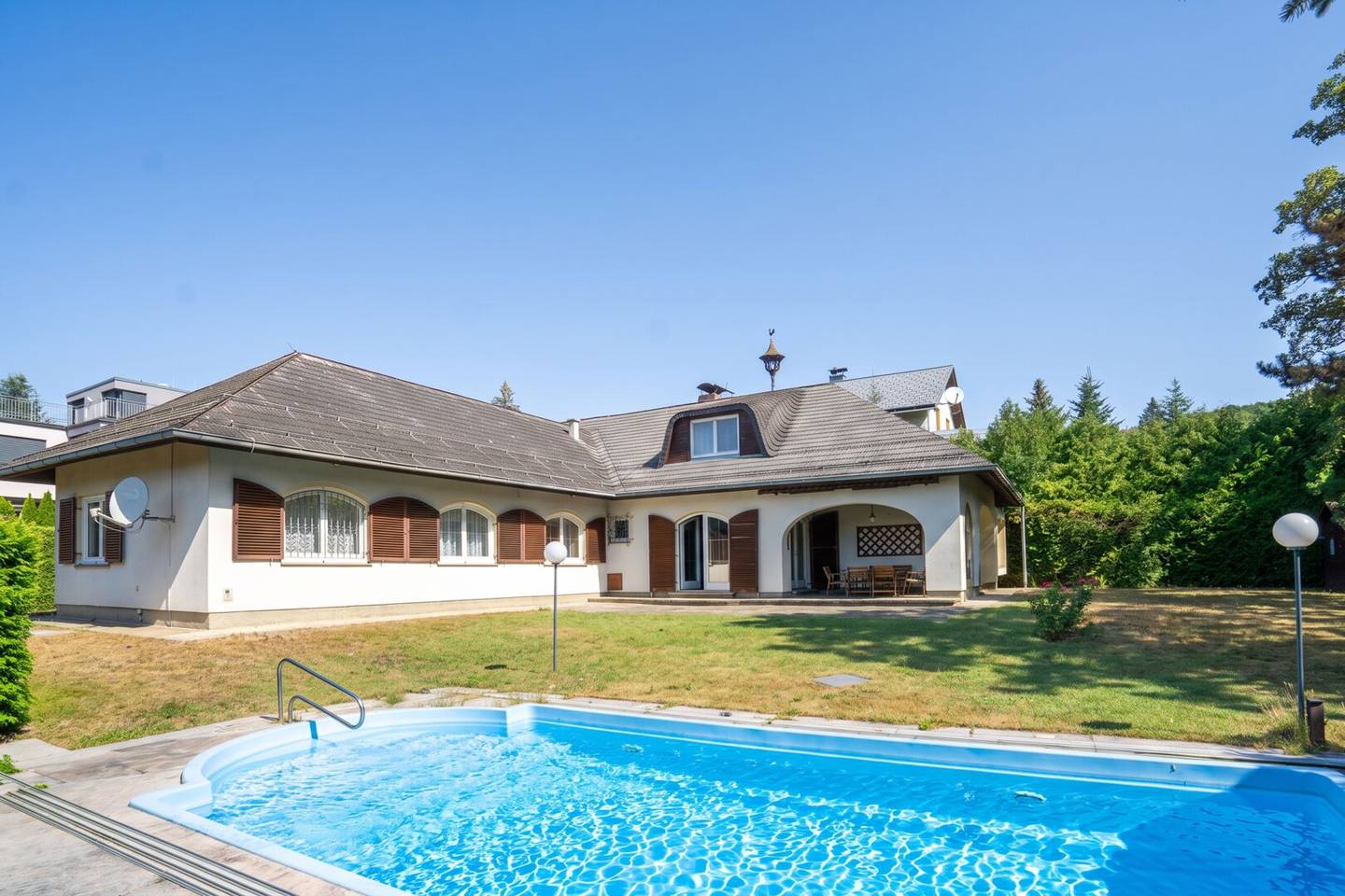 Einfamilienhaus auf wunderschönem Grundstück in Gablitz - ein Haus mit Raum für Ihre Visionen