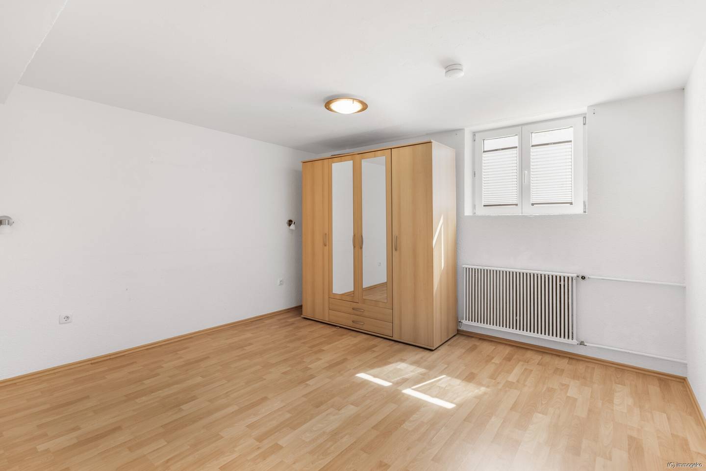 Ruhige Souterrainwohnung mit Einbauküche