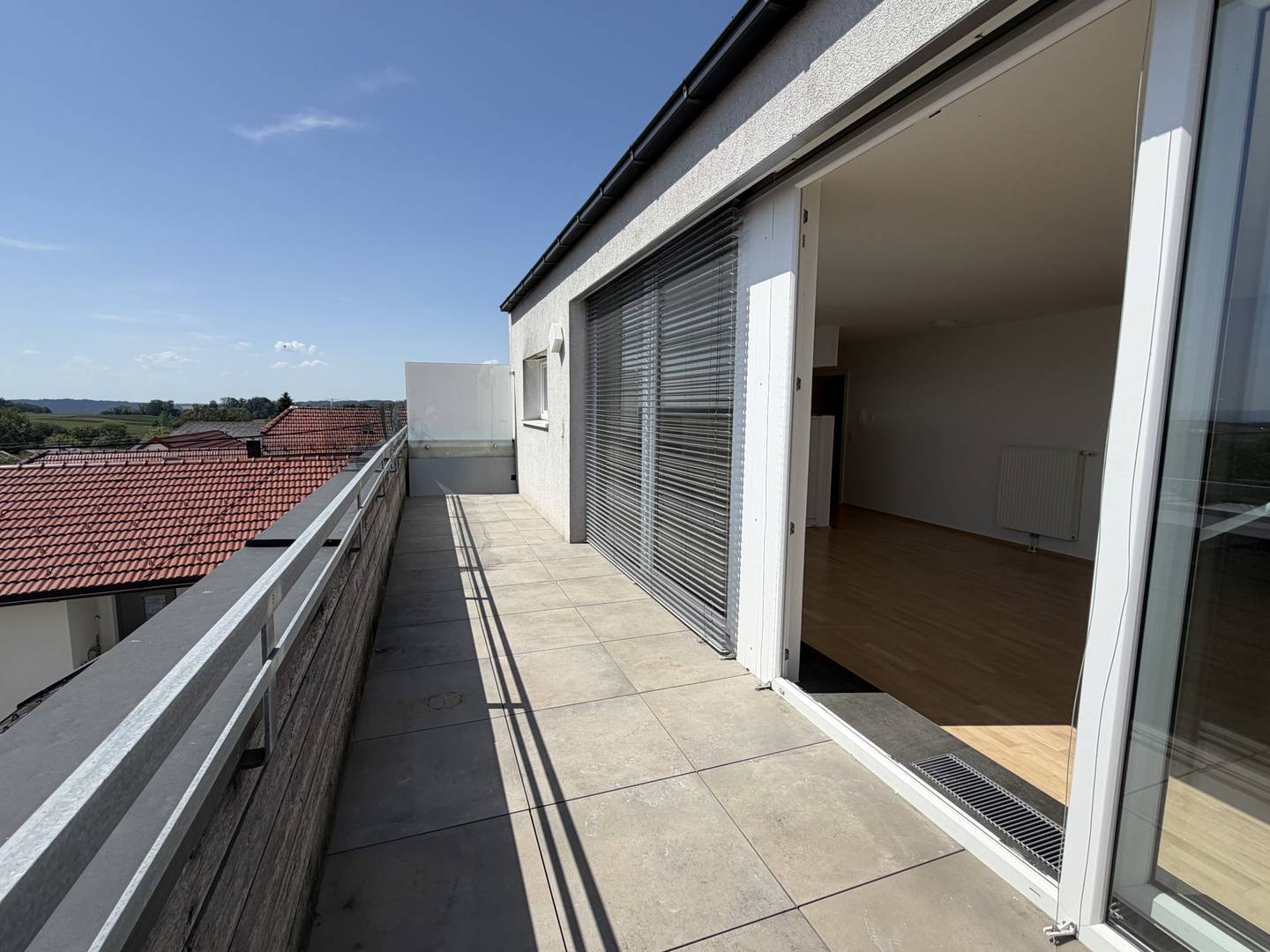 Helle Dachgeschosswohnung am Marktplatz frisch renoviert