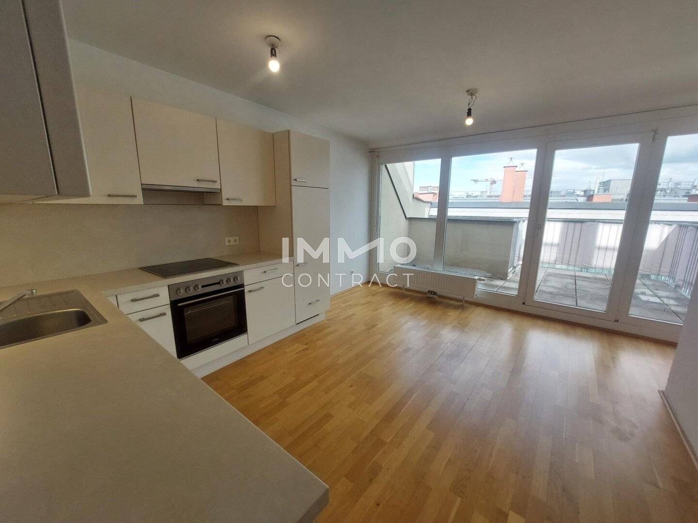 Open-ended 3-room attic maisonette with 2 terraces suitable for flatshare | UNBEFRISTET. 3-Zimmer DG Maisonette mit 2 Terrassen, WG Eignung
