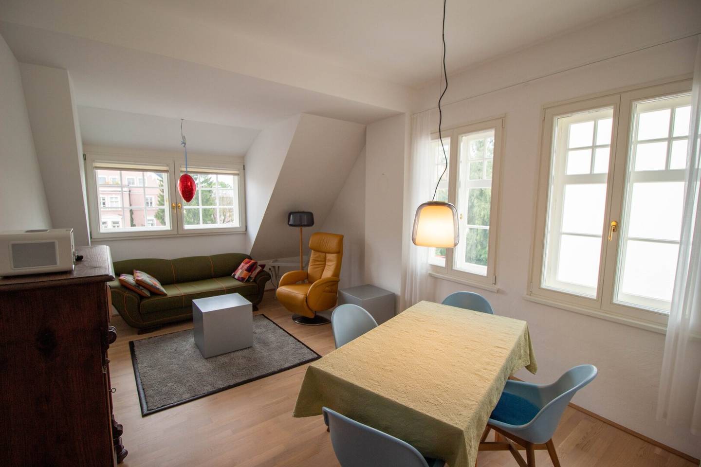 MODERNE 2-ZIMMER WOHNUNG AM SPITTALER RATHAUSMARKT!