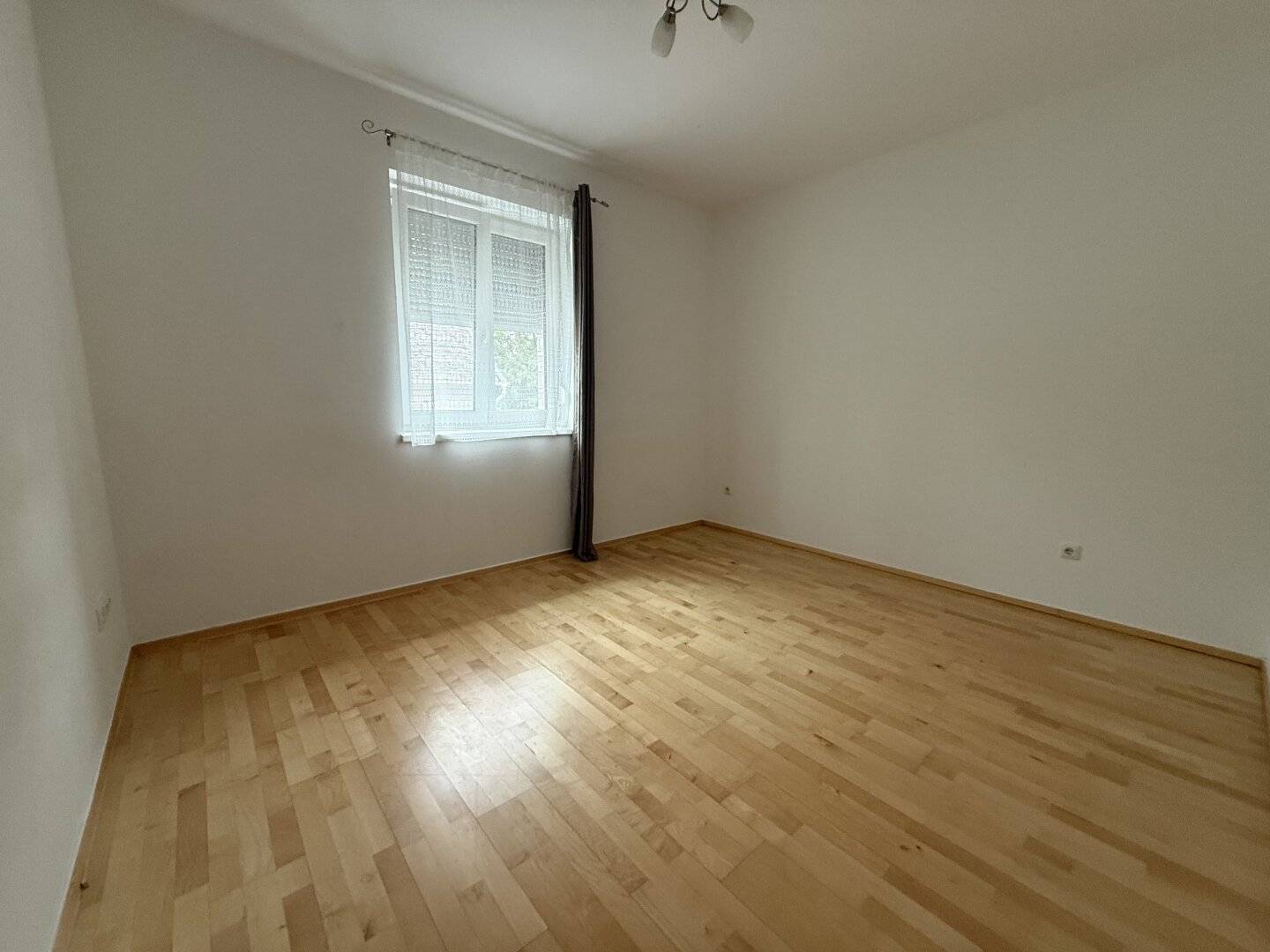 günstige Mietwohnung in ruhiger Lage - BESICHTIGUNG DI 17:00 Uhr