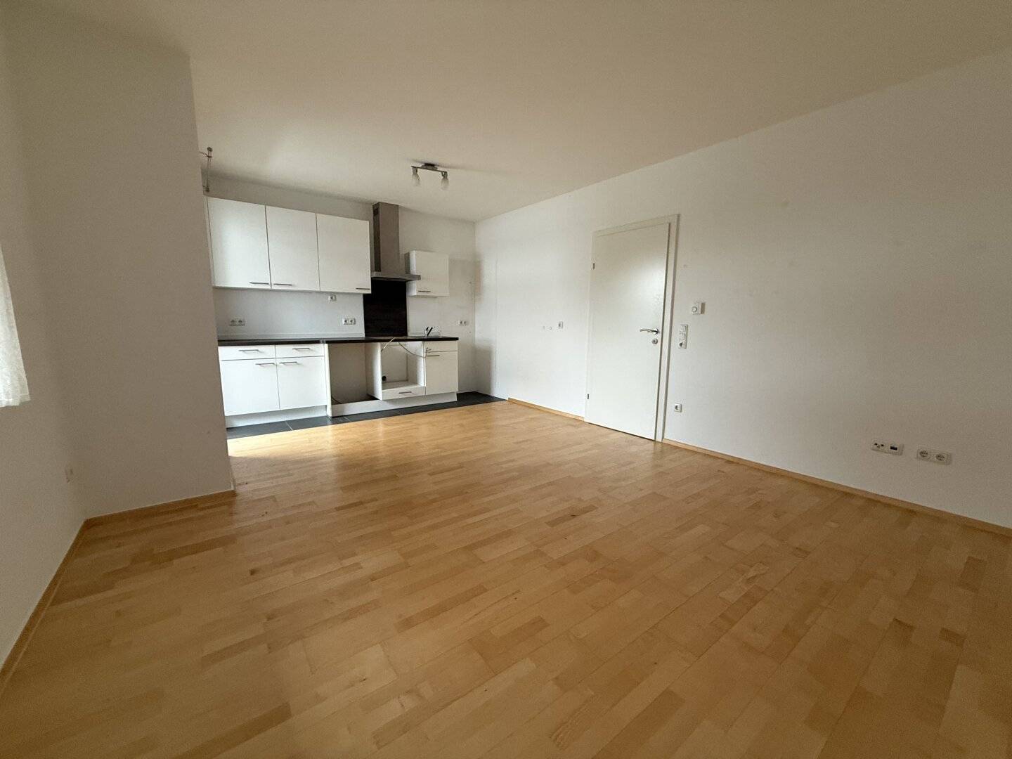günstige Mietwohnung in ruhiger Lage - BESICHTIGUNG DI 17:00 Uhr
