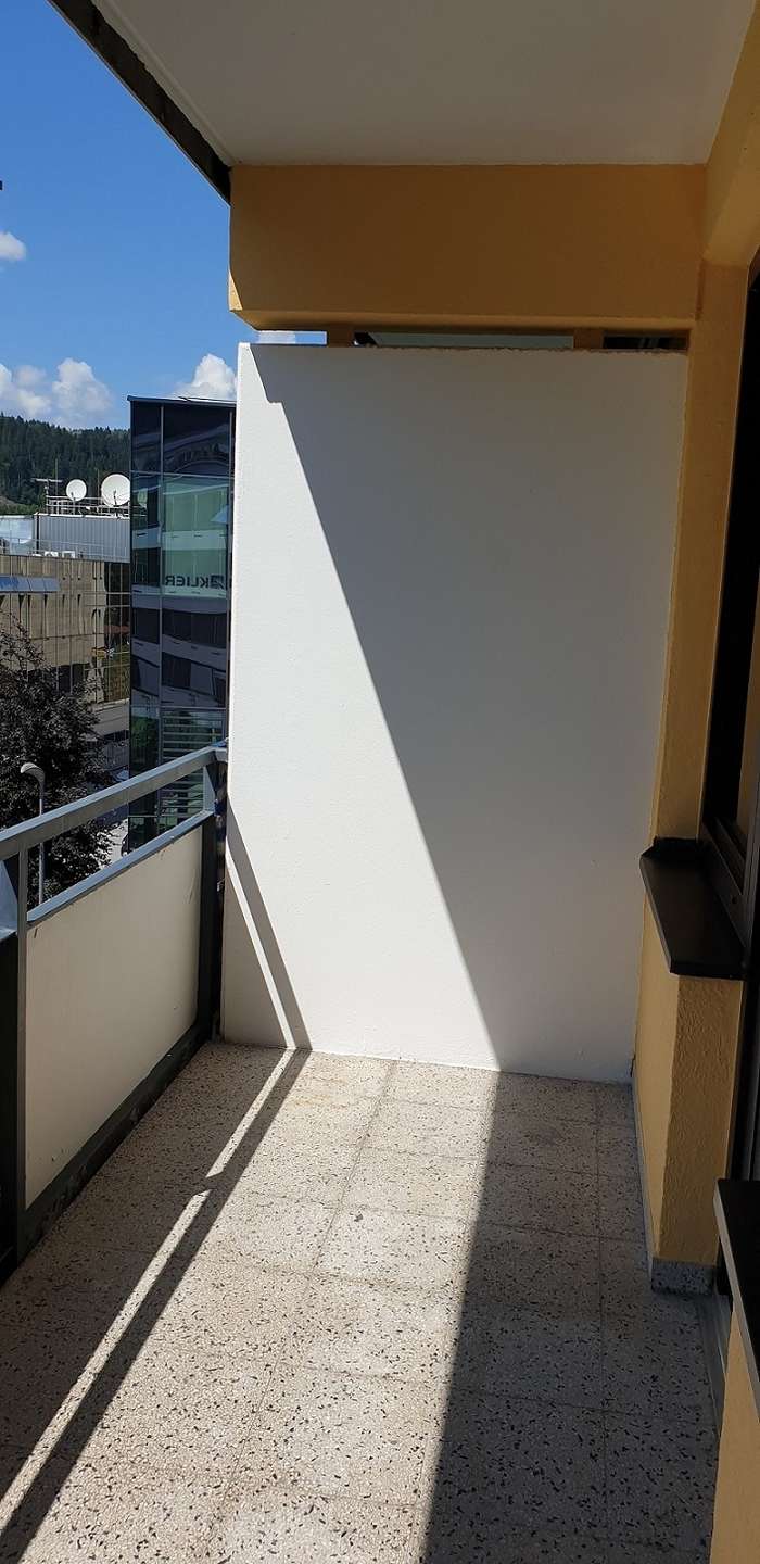 Zentrale kompakte Wohnung mit Balkon