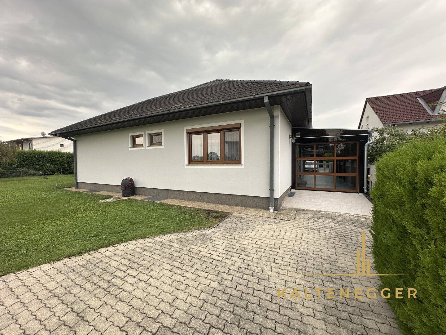 Einfamilienhaus mit Traumgarten