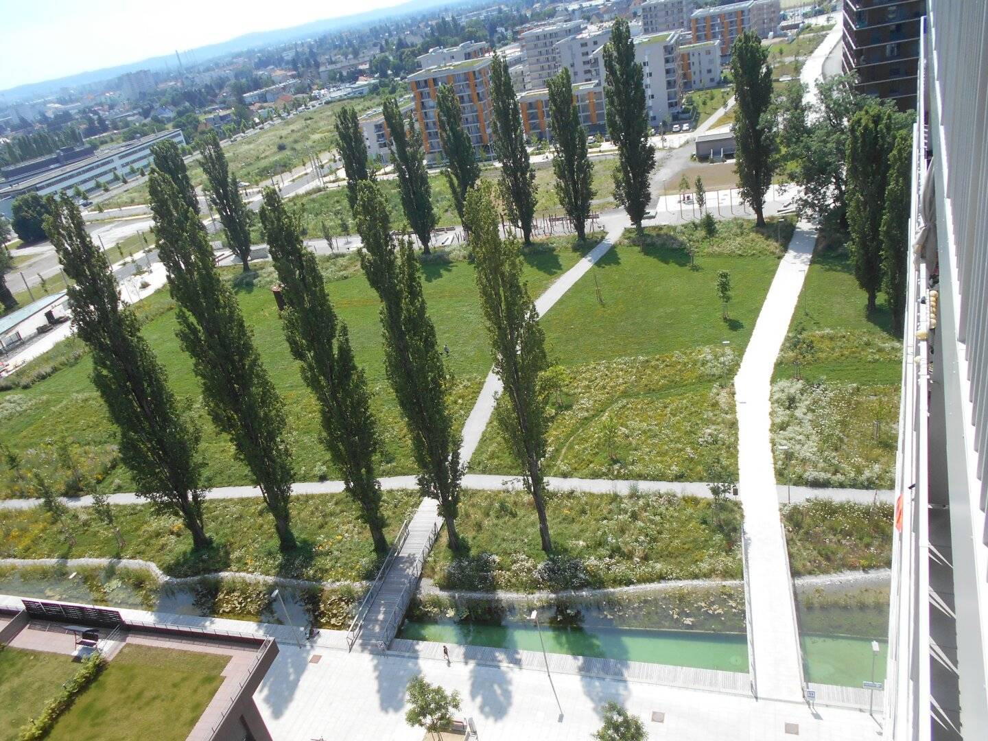 Q5 at PARK sunny 2-room apartment generous east balcony on 14th top floor