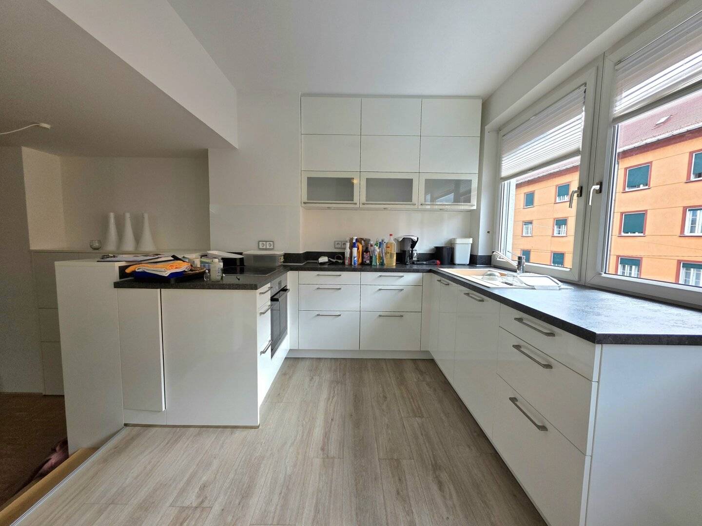 4-Zimmer-Maisonette mit 2 Balkonen &amp; Garage!