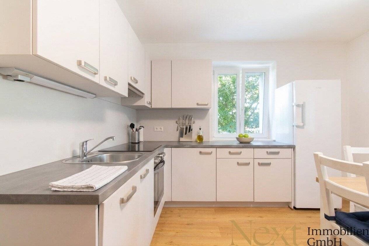 Renovated 3-room apartment in dreamy quiet green location in Steyr for sale!