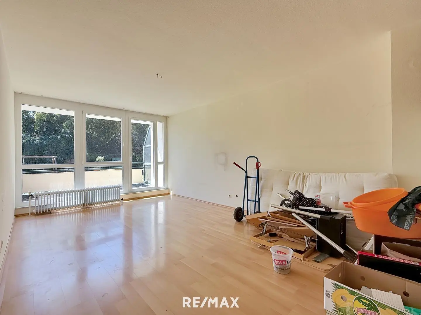 Helle Maisonettewohnung mit Balkon und Grünblick