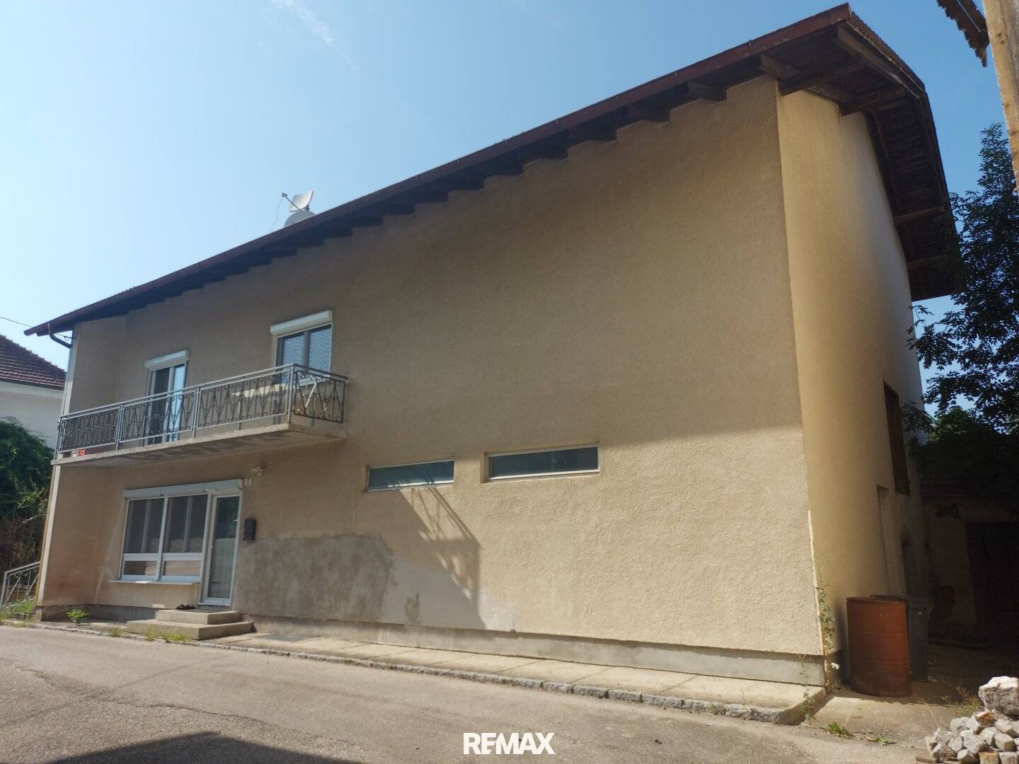 Zweifamilienhaus mit 7 Zimmern in Peterskirchen !